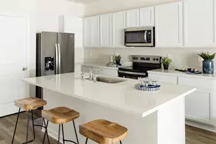 4120 Gold Dust Ln, Sarasota, FL 34243 - Photo 8