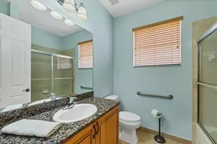 6312 41st Ct E, Sarasota, FL 34243 - Photo 20