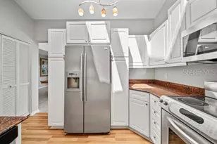 2181 Harbourside Dr, Longboat Key, FL 34228 - Photo 14