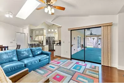 2559 Wood Oak Drive, Sarasota, FL 34232 - Photo 8