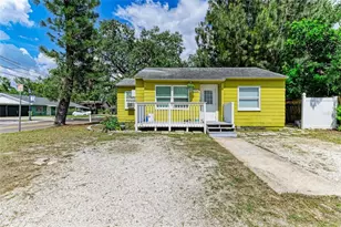 1701 13th St W, Bradenton, FL 34205 - Photo 2