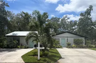 302 19th St E, Bradenton, FL 34208 - Photo 2