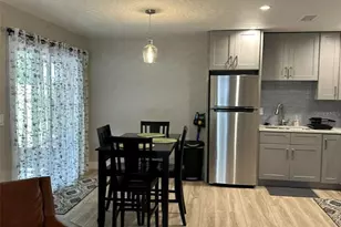 302 19th St E, Bradenton, FL 34208 - Photo 8