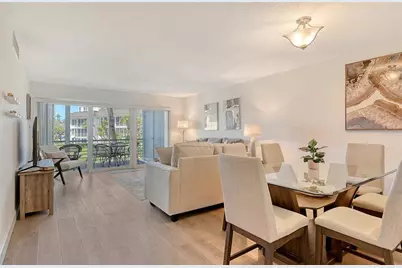 4380 Exeter Drive #204, Longboat Key, FL 34228 - Photo 4