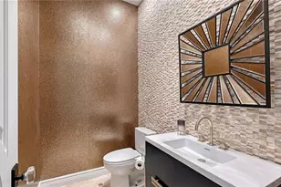 6959 Westchester Cir, Lakewood Ranch, FL 34202 - Photo 20