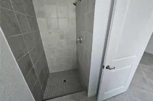 11044 Pinot Dr, Venice, FL 34293 - Photo 10