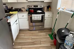 5310 26th W St, Bradenton, FL 34207 - Photo 10