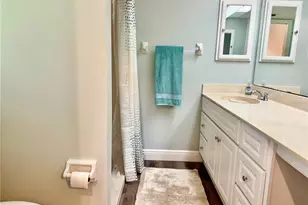 4689 Oak Forest Dr E, Sarasota, FL 34231 - Photo 14