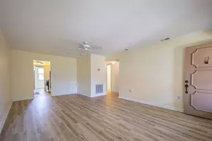 10037 62nd Terrace N, Saint Petersburg, FL 33708 - Photo 8