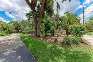 2237 Circlewood Dr, Sarasota, FL 34231 - Photo 4