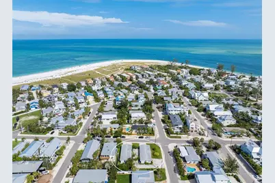 411 Alamanda Road, Anna Maria, FL 34216 - Photo 4