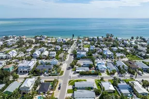 411 Alamanda Rd, Anna Maria, FL 34216 - Photo 36