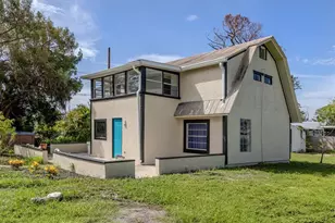 305 Chauncey Ave, Bradenton, FL 34208 - Photo 2