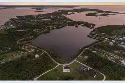 1610 Bayshore Drive, Terra Ceia, FL 34250 - Photo 62