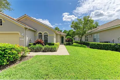 5815 Los Verdes Court, Bradenton, FL 34210 - Photo 4