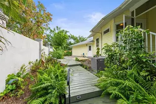 7615 4th Ave Dr NW, Bradenton, FL 34209 - Photo 32