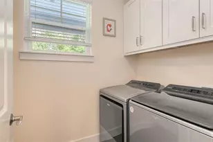 2410 Prospect St, Sarasota, FL 34239 - Photo 24