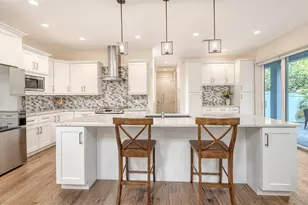 2410 Prospect St, Sarasota, FL 34239 - Photo 14