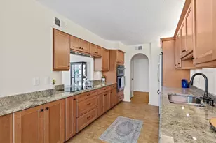 2425 Gulf of Mexico Dr, Longboat Key, FL 34228 - Photo 8
