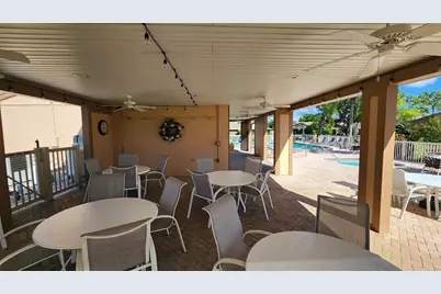 6132 29th Avenue W, Bradenton, FL 34209 - Photo 32