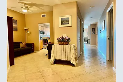 1188 N Tamiami Trail #403, Sarasota, FL 34236 - Photo 8