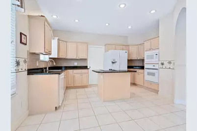 3954 Hamilton Club Circle #14, Sarasota, FL 34242 - Photo 16