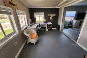 5316 Chateau Ln, Bradenton, FL 34207 - Photo 6