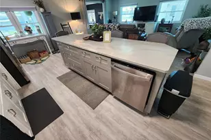 5316 Chateau Ln, Bradenton, FL 34207 - Photo 10