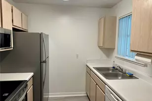 2360 SW Archer Rd, Gainesville, FL 32608 - Photo 6