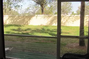 3461 Parkridge Cir, Sarasota, FL 34243 - Photo 12