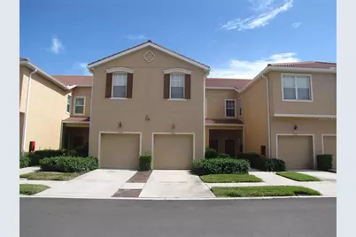 3461 Parkridge Circle #18-104, Sarasota, FL 34243 - Photo 1