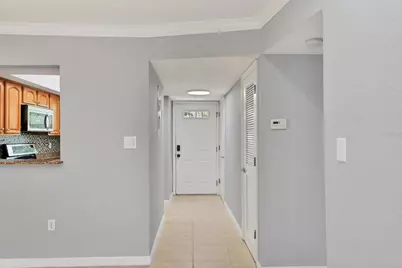 924 La Costa Circle #4, Sarasota, FL 34237 - Photo 4