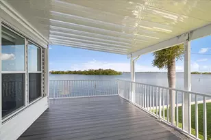 322 Terra Ceia Dr, Palmetto, FL 34221 - Photo 4