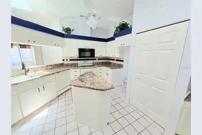 5638 Garden Lakes Palm, Bradenton, FL 34203 - Photo 8