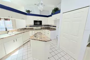 5638 Garden Lakes Palm, Bradenton, FL 34203 - Photo 8