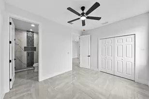 9225 Raes Creek Pl, Palmetto, FL 34221 - Photo 52