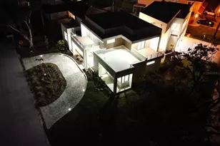 2110 Michele Dr, Sarasota, FL 34231 - Photo 64