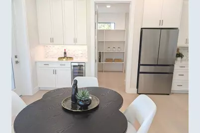 2110 Michele Drive, Sarasota, FL 34231 - Photo 18