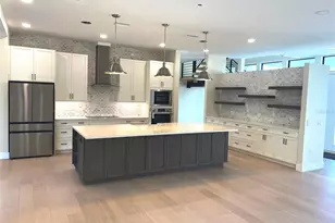 2110 Michele Dr, Sarasota, FL 34231 - Photo 12