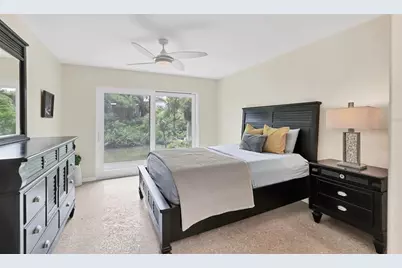 1650 Pine Tree Lane #105, Sarasota, FL 34236 - Photo 14