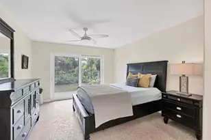 1650 Pine Tree Ln, Sarasota, FL 34236 - Photo 14