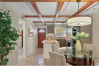 1650 Pine Tree Lane #105, Sarasota, FL 34236 - Photo 8