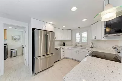 726 Jungle Queen Way, Longboat Key, FL 34228 - Photo 16