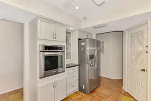 4946 Commonwealth Dr, Sarasota, FL 34242 - Photo 24