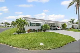 6016 Hibiscus Dr, Bradenton, FL 34207 - Photo 2
