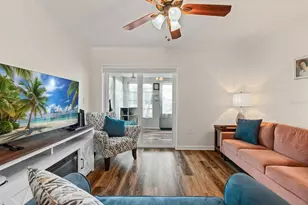 6016 Hibiscus Dr, Bradenton, FL 34207 - Photo 10