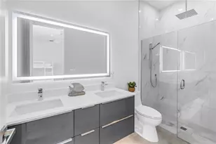 2314 Floyd St, Sarasota, FL 34239 - Photo 50