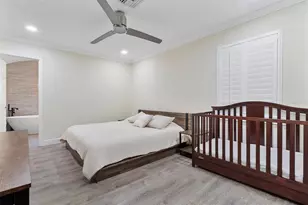 1359 Washington St, Hollywood, FL 33019 - Photo 34