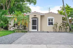 1359 Washington St, Hollywood, FL 33019 - Photo 1