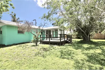 12107 45th Avenue W, Cortez, FL 34215 - Photo 20